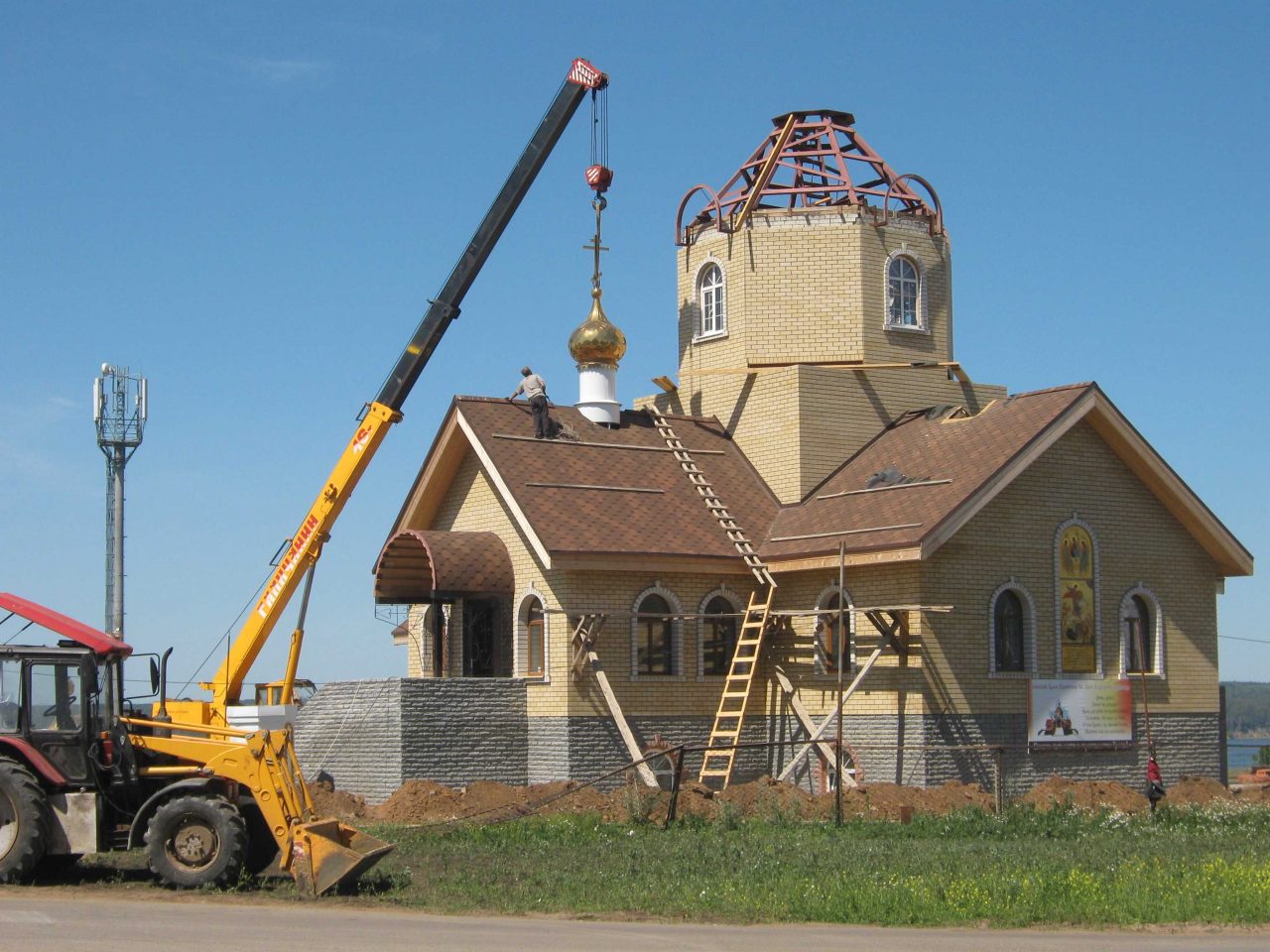 Три храма в день — это много?
