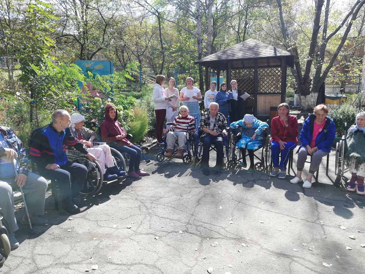 Будни и праздники службы 
