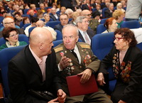 Митрополит Вениамин направил поздравление ветеранам