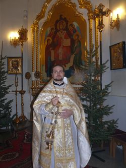 Фото. Владивосток. Праздничная Божественная литургия в Покровском кафедральном соборе