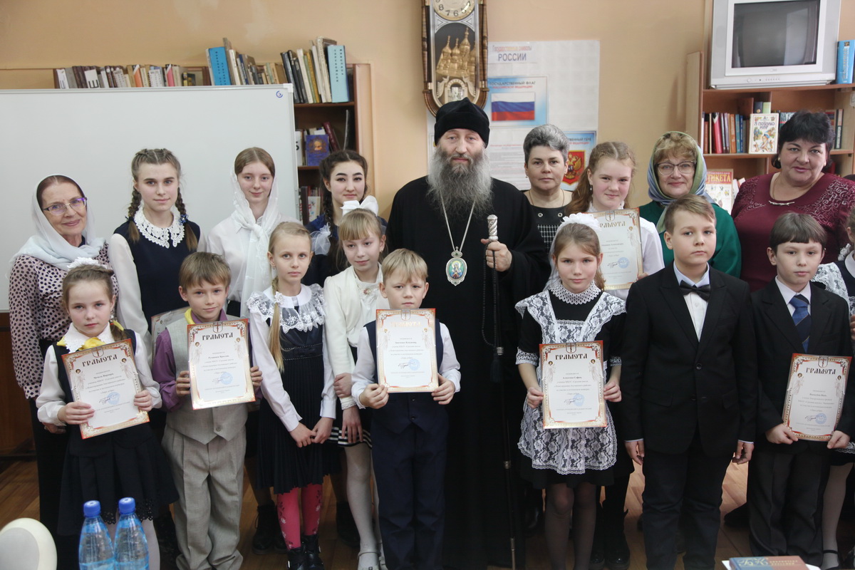 Первые этапы поэтического конкурса «Лира добра-2019» прошли в Арсеньеве и в Чугуевке (+ Фото)