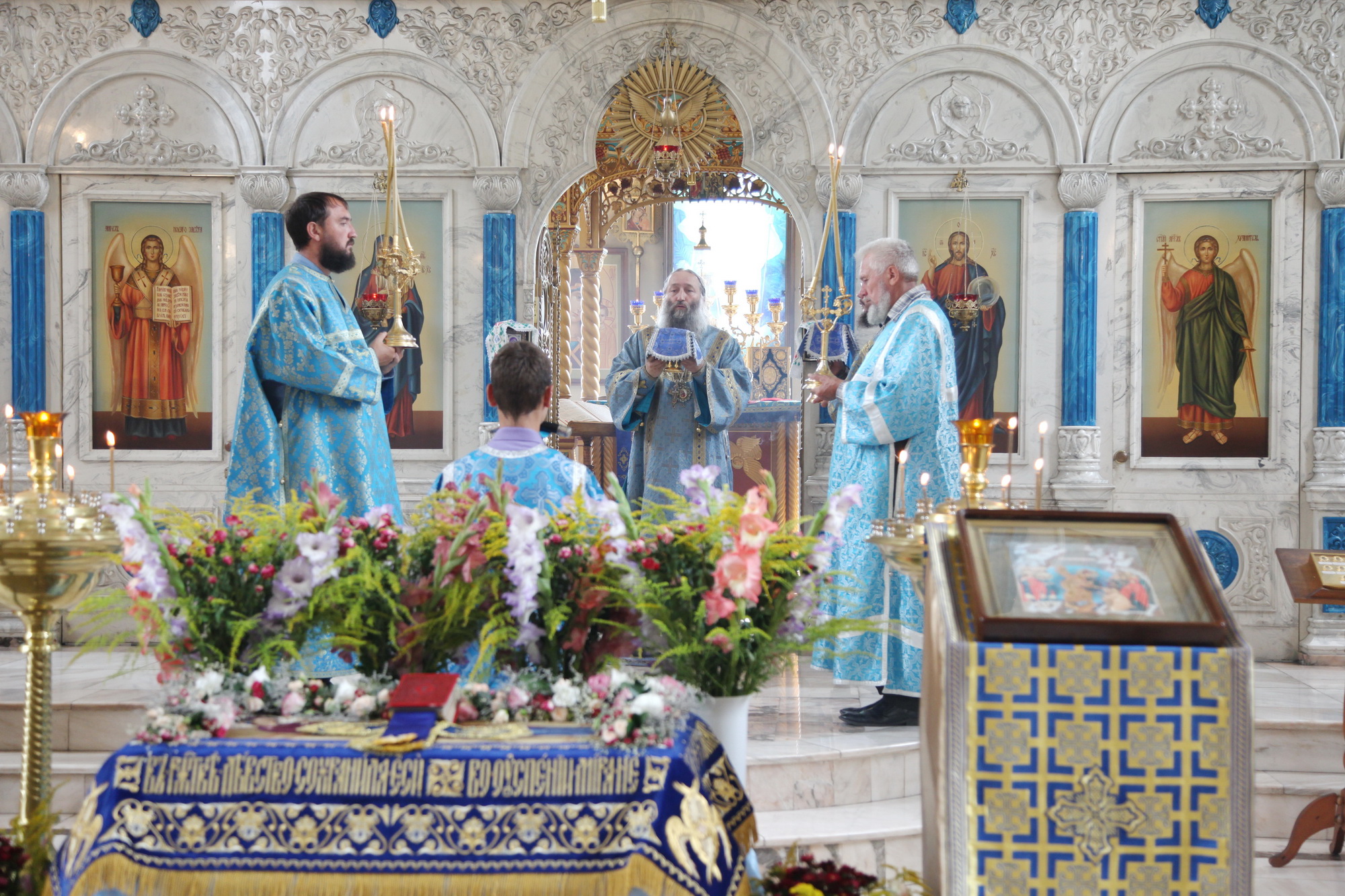 Архиерейское богослужение в день празднования Нерукотворного Образа (Убруса) Господа Иисуса Христа (+ Фото + Видео)