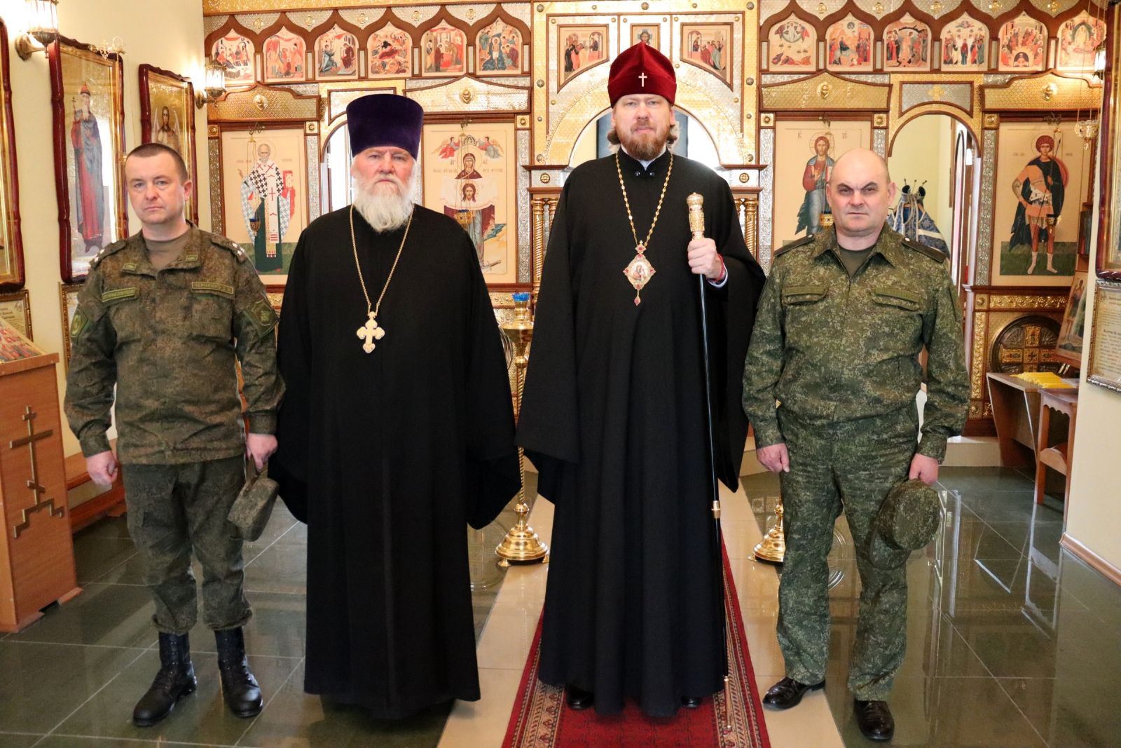 Глава Приморской митрополии посетил воинский храм Порт-Артурской иконы Торжества Пресвятой Богородицы и штаб Пятой общевойсковой Краснознаменной армии