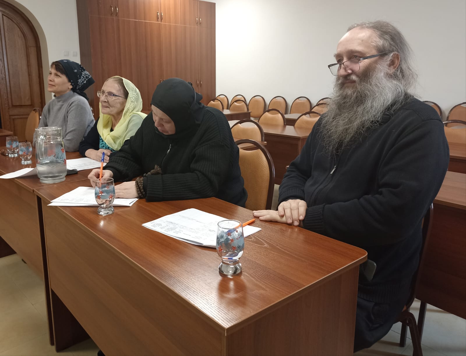 В Арсеньевской епархии продолжается поэтический конкурс «Лира добра» (+ Фото + Видео)