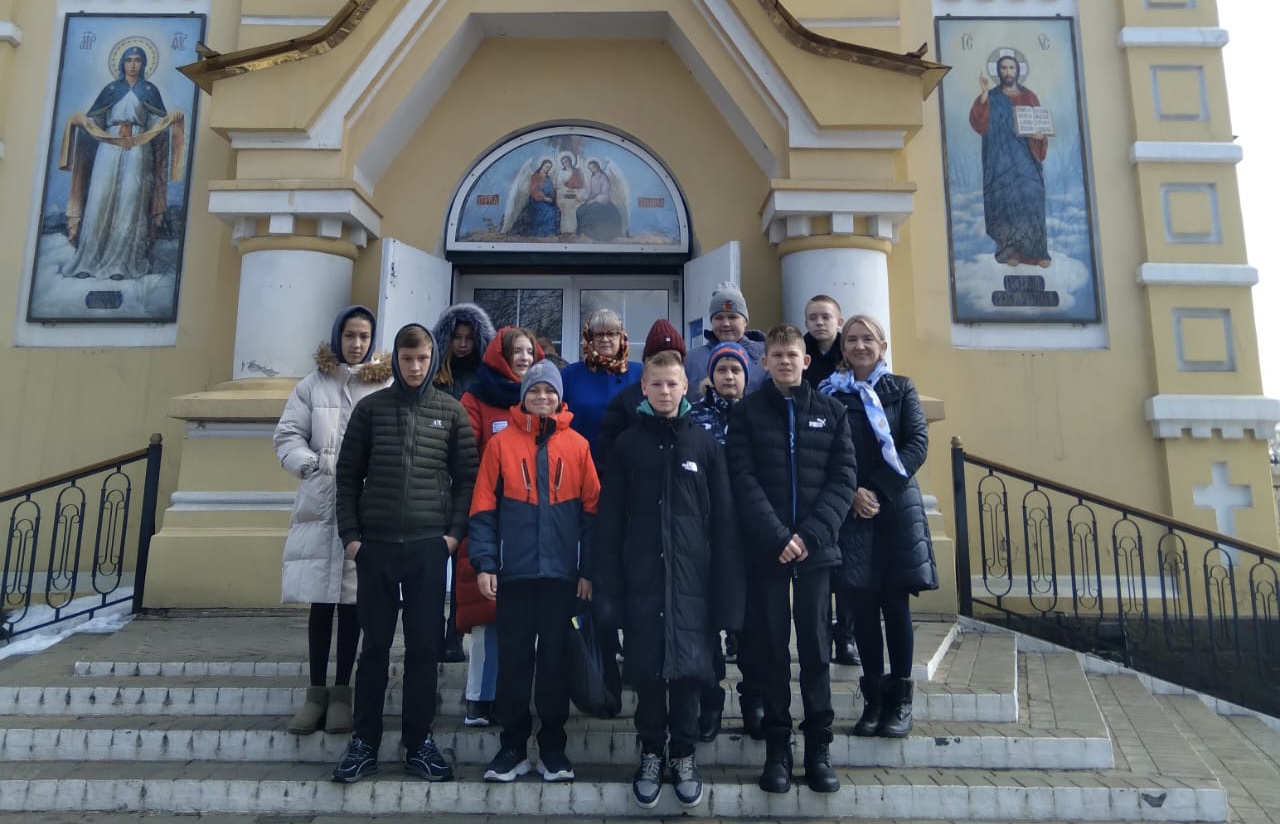День православной книги на приходе храма Покрова Пресвятой Богородицы
