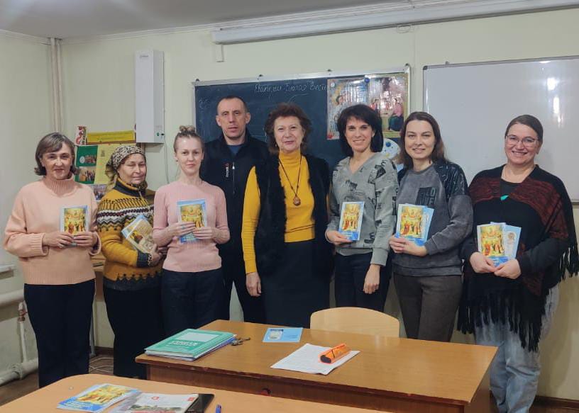 День православной книги состоялся на катехизических курсах
