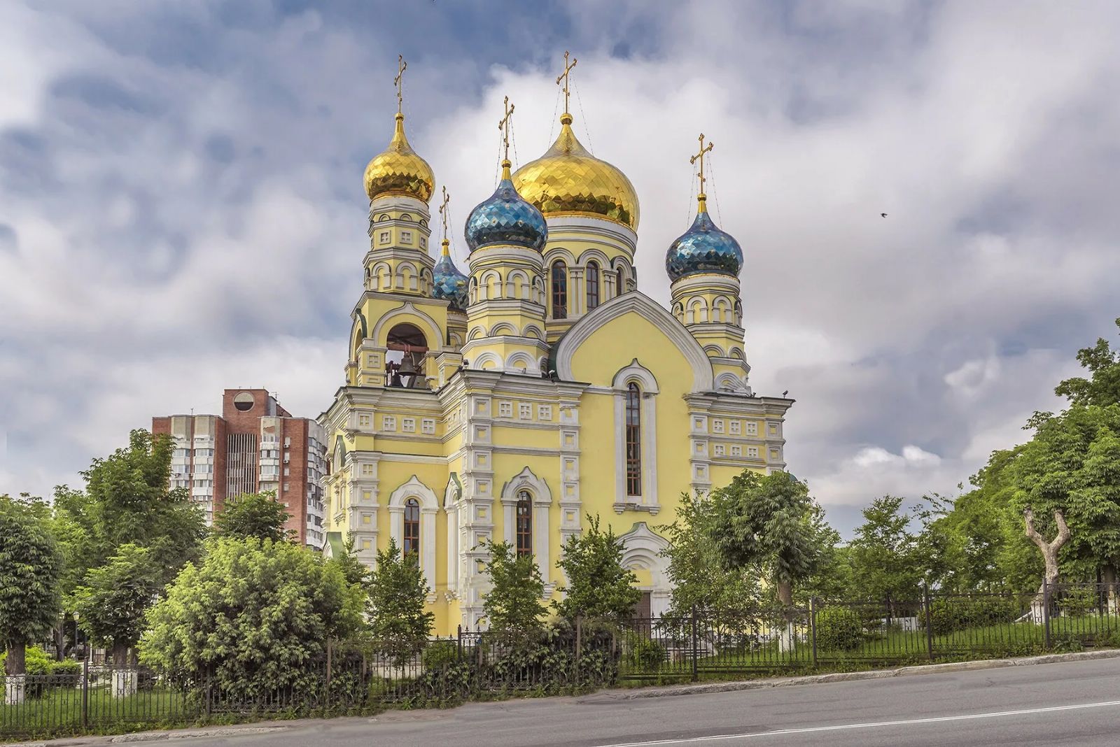 Владивосток. Покровский храм