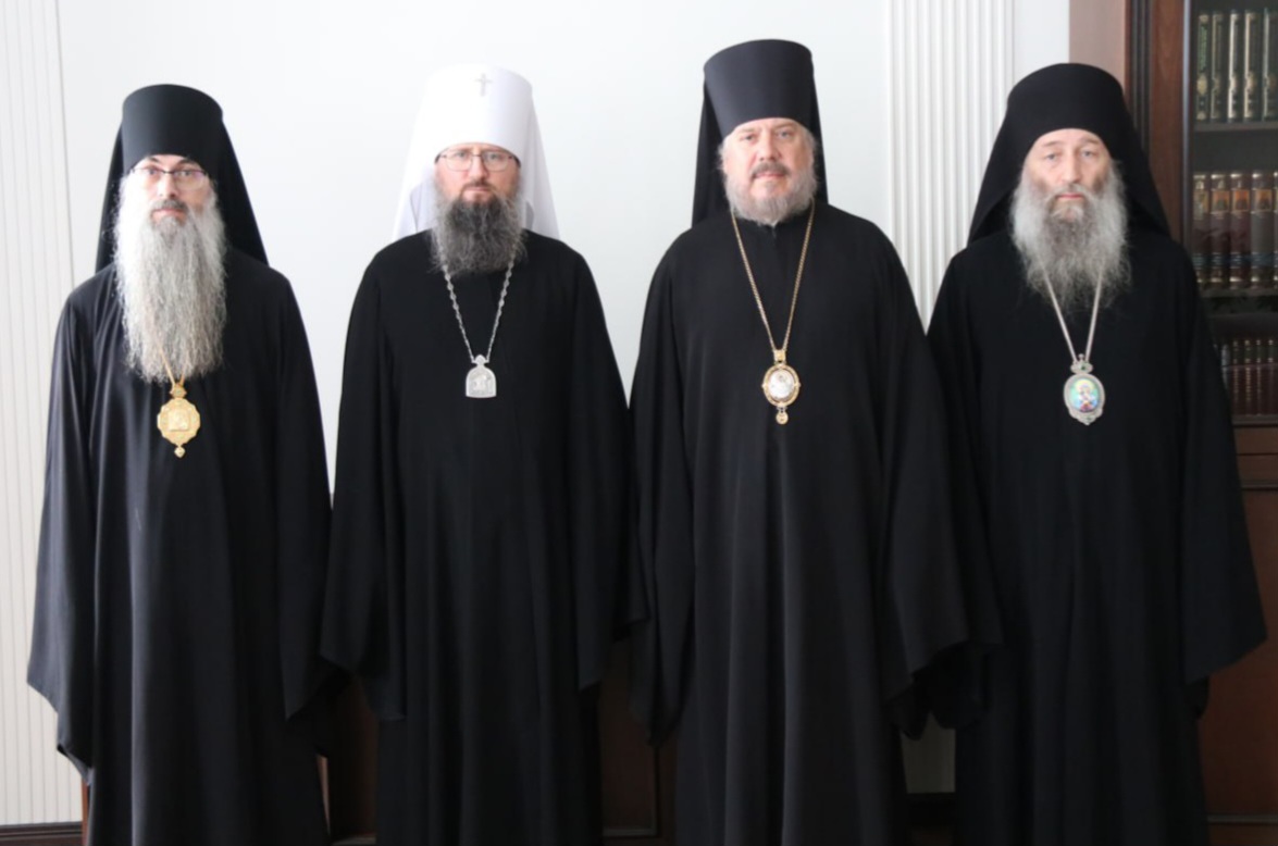 В Епархиальном управлении состоялось очередное заседание Архиерейского совета.