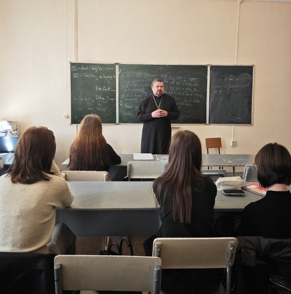 В Находкинском колледже для будущих медиков проходят лекции о великих русских врачах — Николае Пирогове и Федоре Гаазе.
