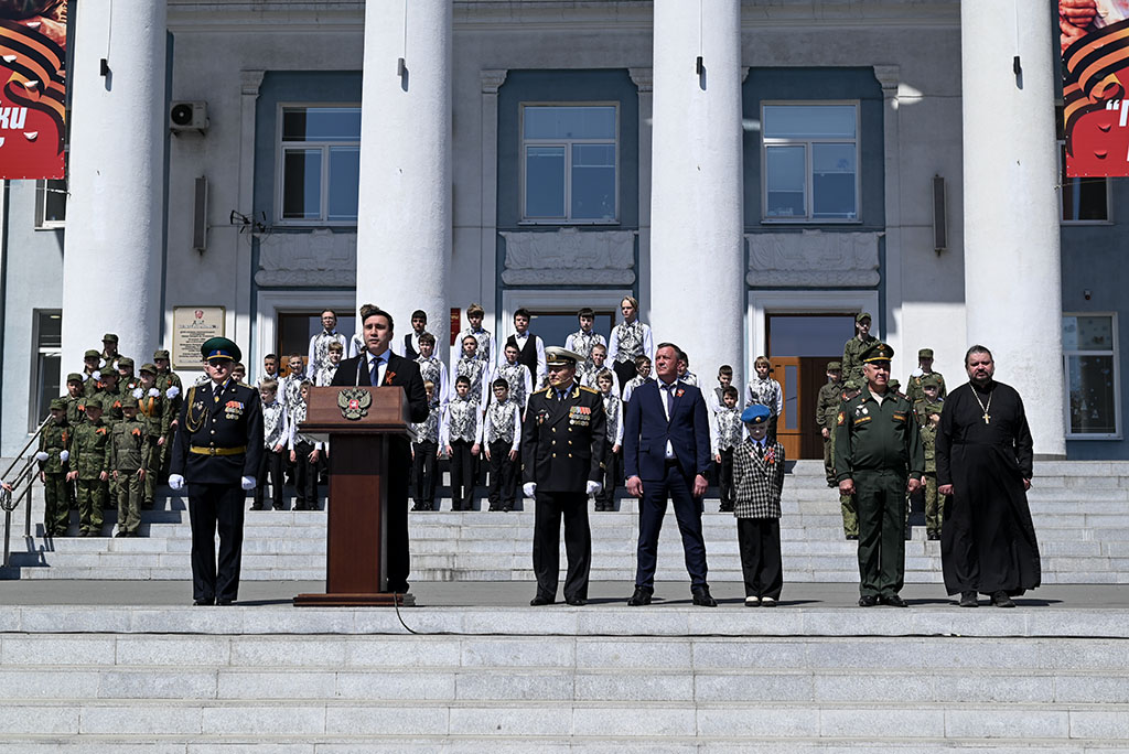 Память в строю: в Находке впервые состоялся парад «Правнуки Победы».