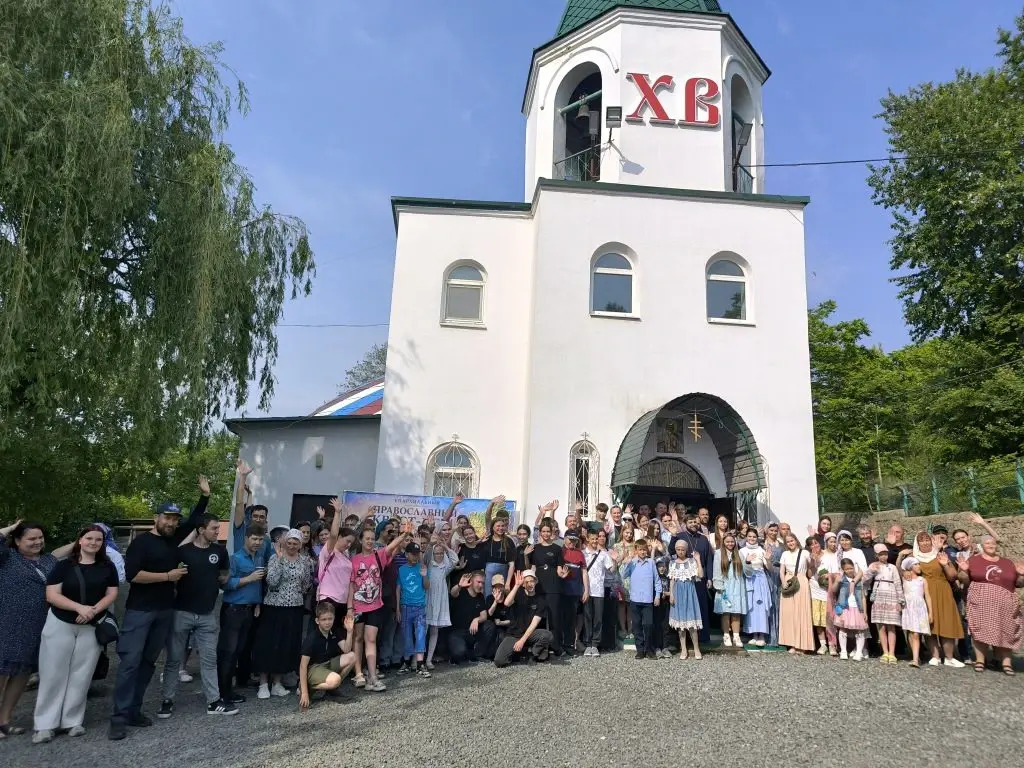 В Большом Камне состоялся епархиальный молодежный квест «Единство. Вера. Отечество».