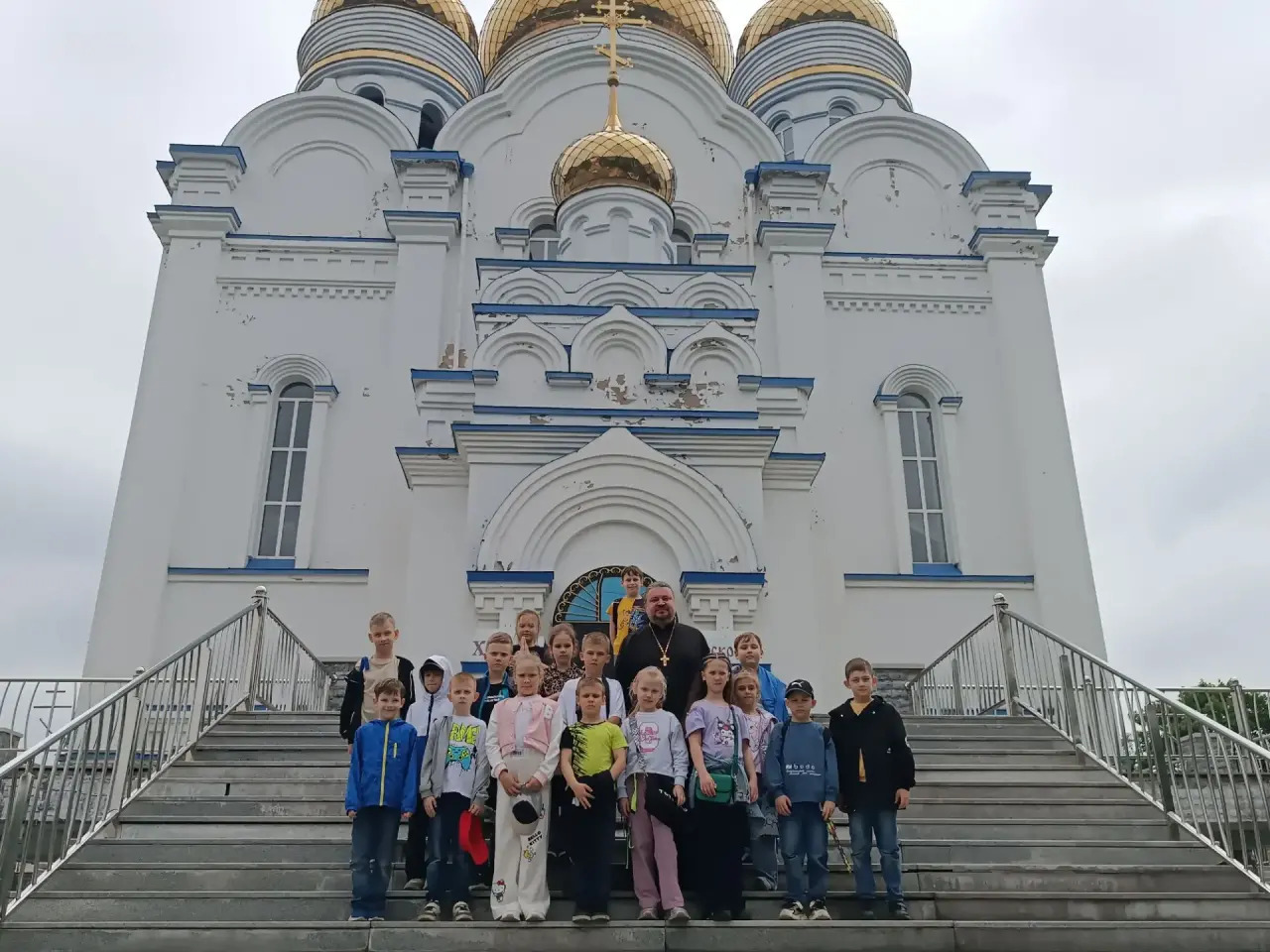 Экскурсии школьников в Храм — живые уроки основ православной культуры 