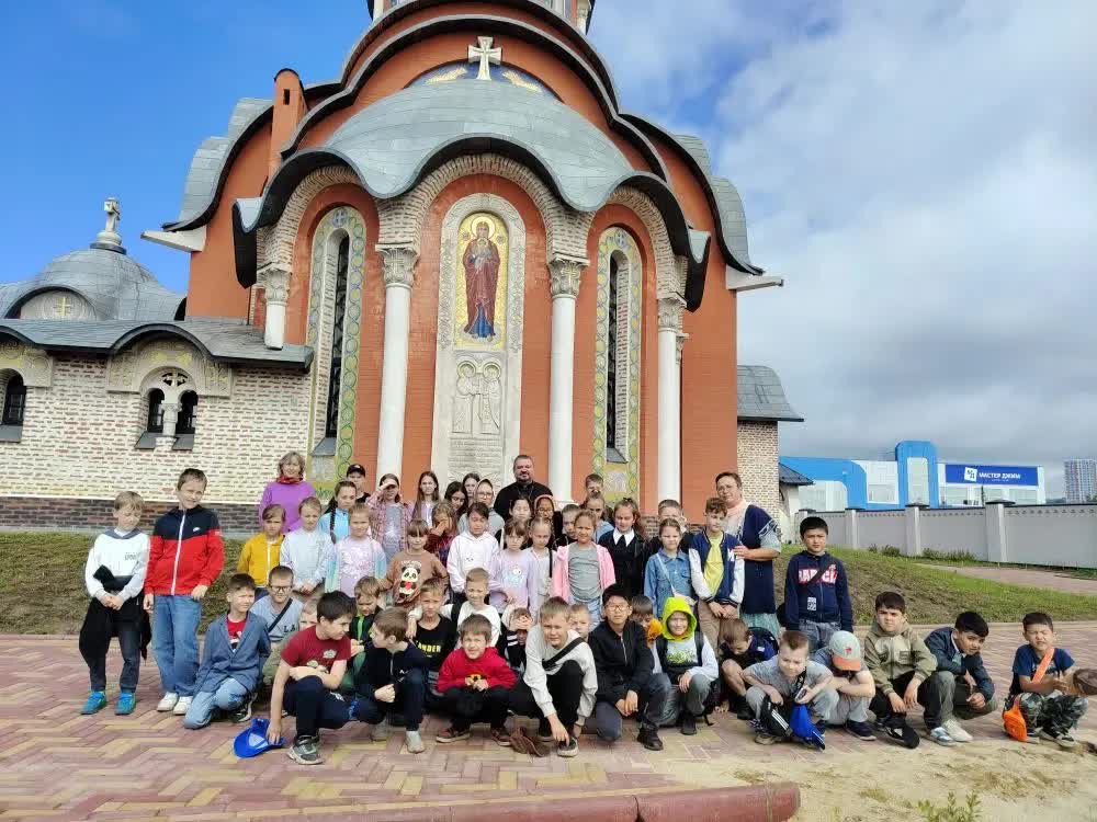 В дни летних каникул для школьников Находки проходят экскурсии в православные храмы.
