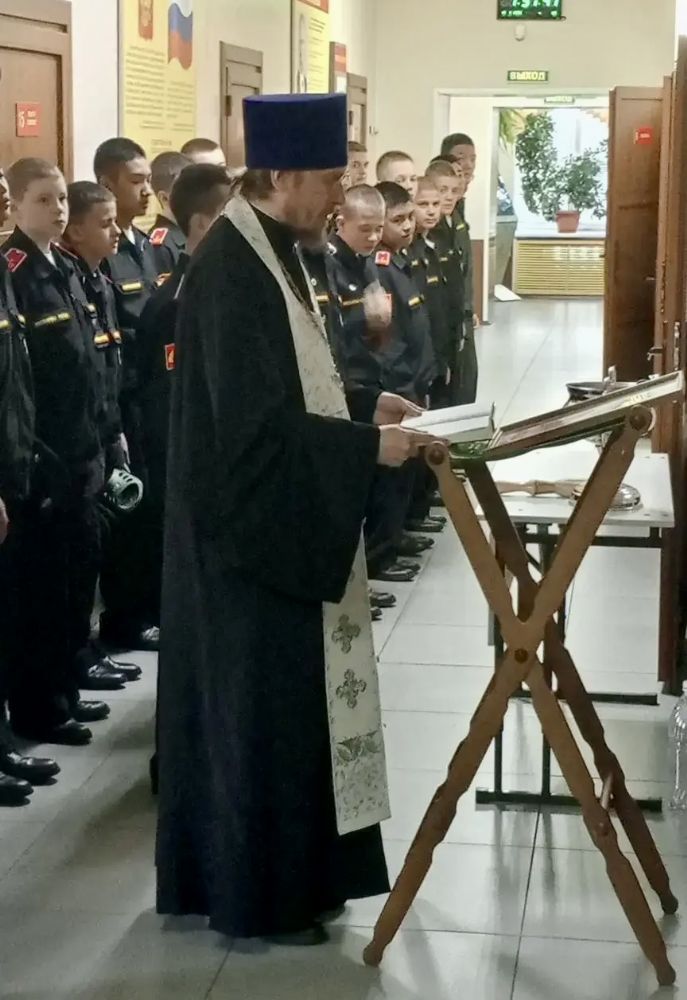 В Уссурийском СВУ совершён молебен на начало нового учебного года