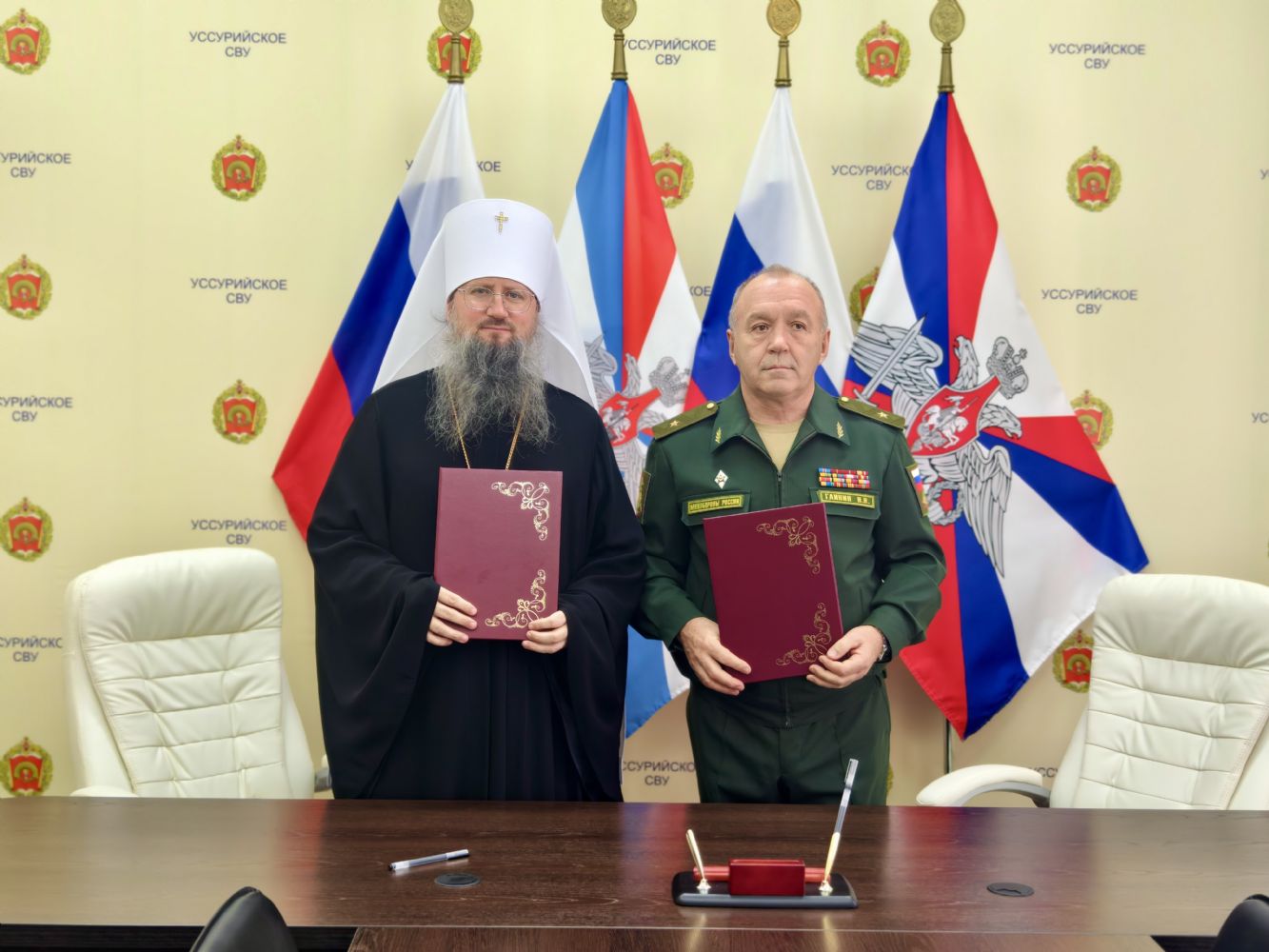 Владивостокская епархия и Уссурийское суворовское военное училище заключили договор о сотрудничестве